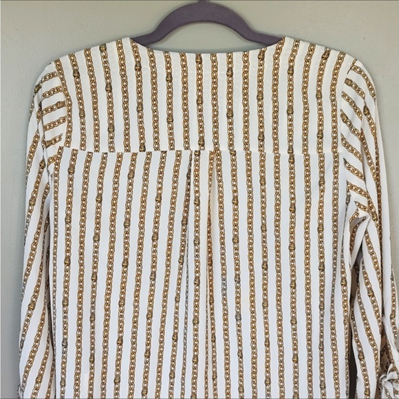Michael Kors Chainlink Logo Cream/Gold V-neck Top - Picture 4 of 8